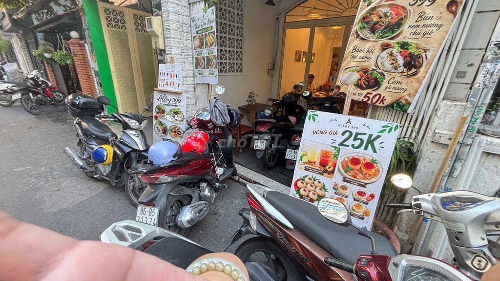 Sang quán hoặc cho thuê mặt tiền Quận 3,  Nguyễn Đình Chiểu giá 1xx