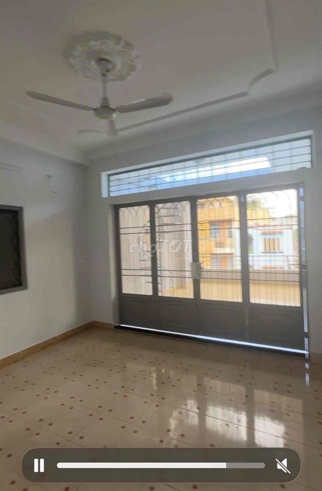 Cho thuê phòng quận 3 , Đỗ Thị Lời thoáng rộng . máy lanh sẵn