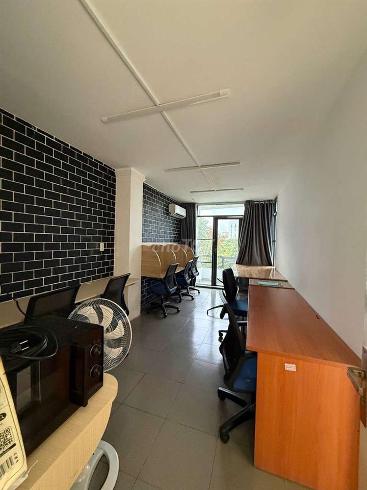 CHO THUÊ NHÀ NGUYÊN CĂN MẶT TIỀN 6M LÀM VĂN PHÒNG, SPA, PHÒNG KHÁM