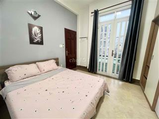 Cho thuê phòng tại Cmt8 q3 ngay ga sg