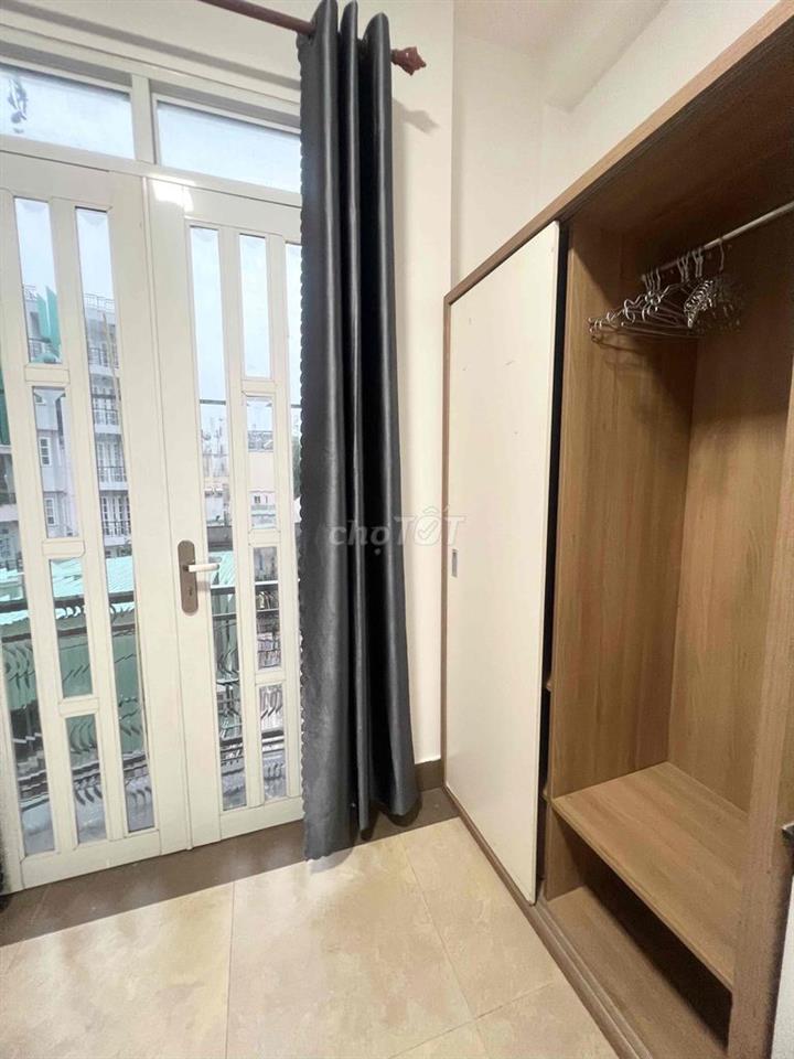 Cho thuê phòng tại Cmt8 q3 ngay ga sg