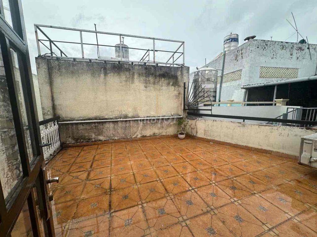 Cho thuê nhà nguyên căn Thích Quảng Đức