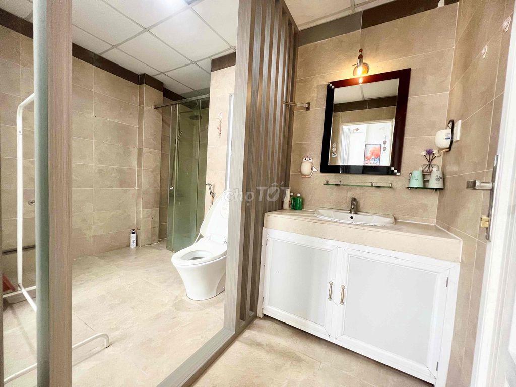 Cho thuê căn hộ đầy đủ nội thất 50m2 tại CMT8 quận 3