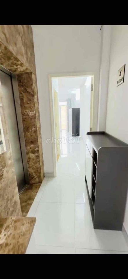 Cho thuê phòng nguyên lầu 40m2 NPN quận 3