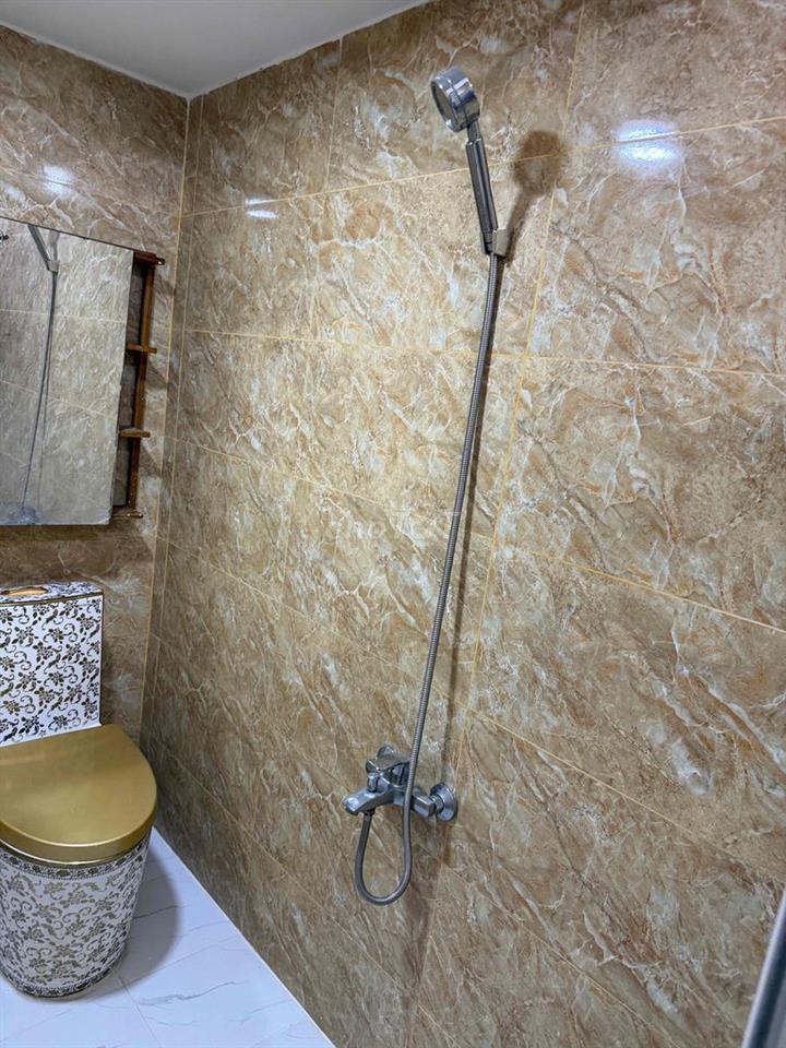 cho thuê lầu nguyên căn đầy đủ nội thất  cửa sổ thoáng