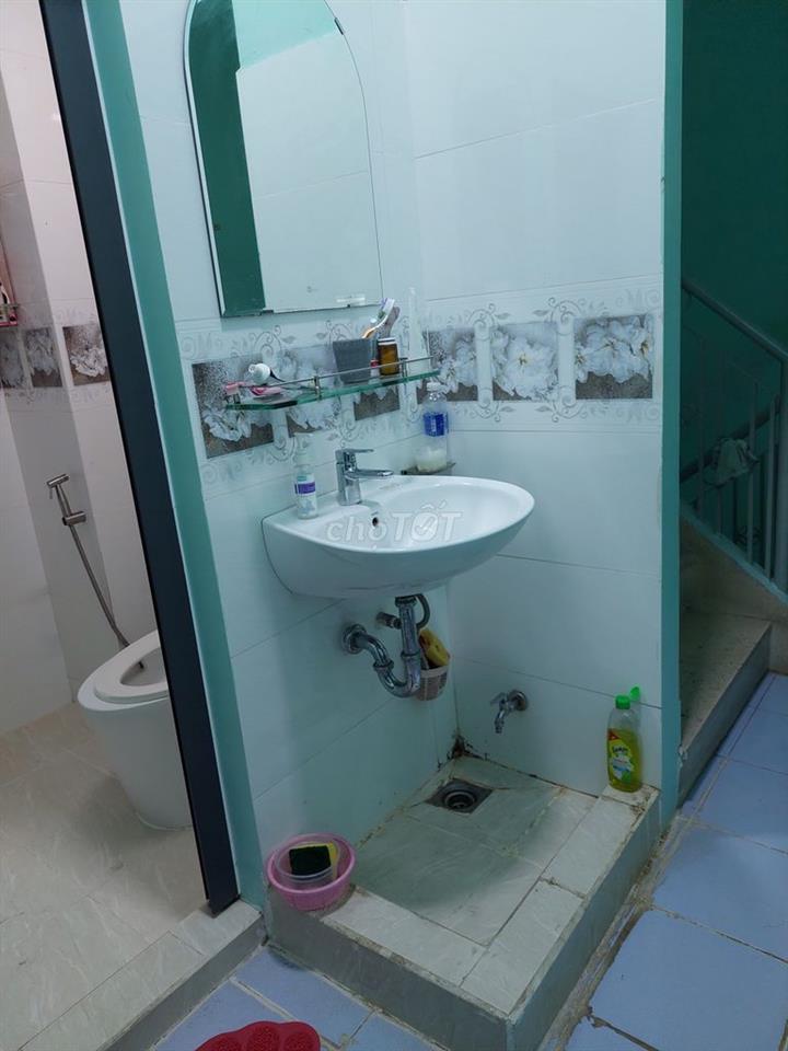 Cho nữ thuê phòng ở trung tâm quận 3