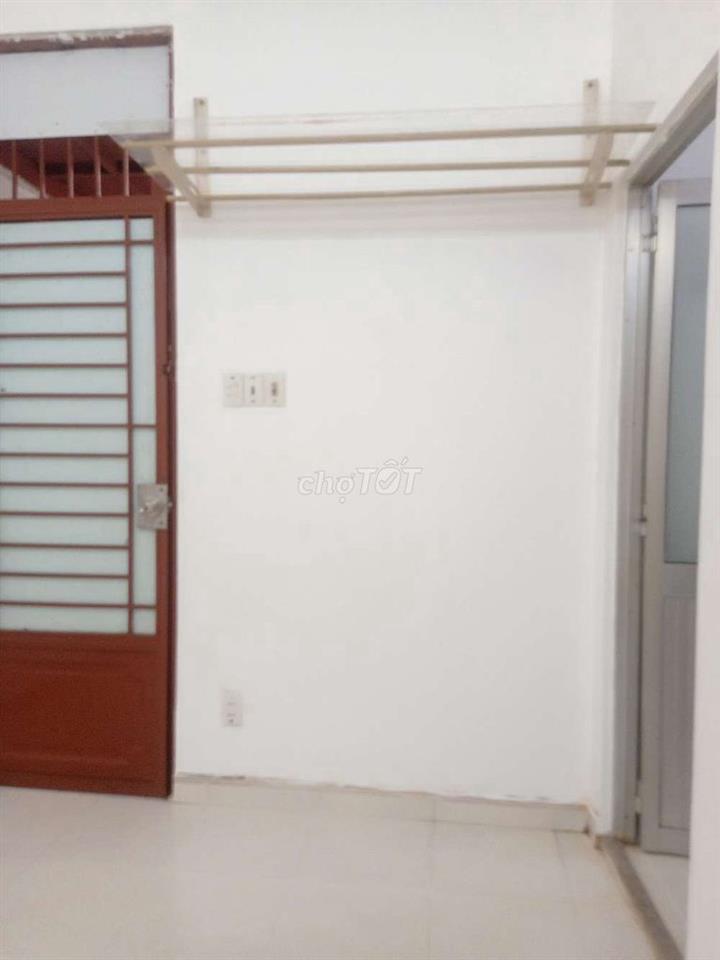 phòng trọ 12m2 Trần Văn Đang phường 11 Quận 3 TP HCM 