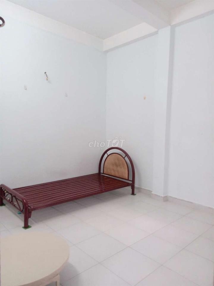 phòng trọ 15m2 Trần Văn Đang phường 11 Quận 3 TP HCM 