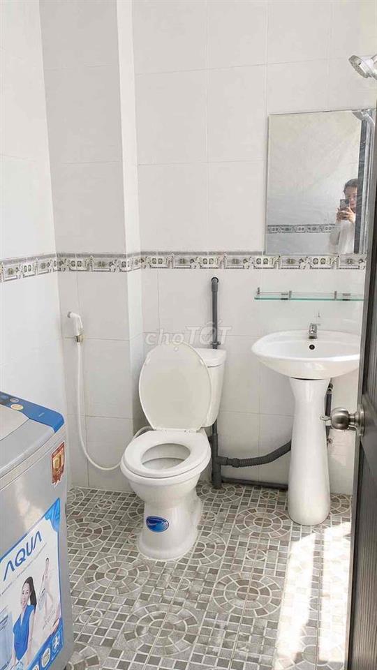 phòng 45m2 đường Nguyễn Đình Chiểu, P1, Q3