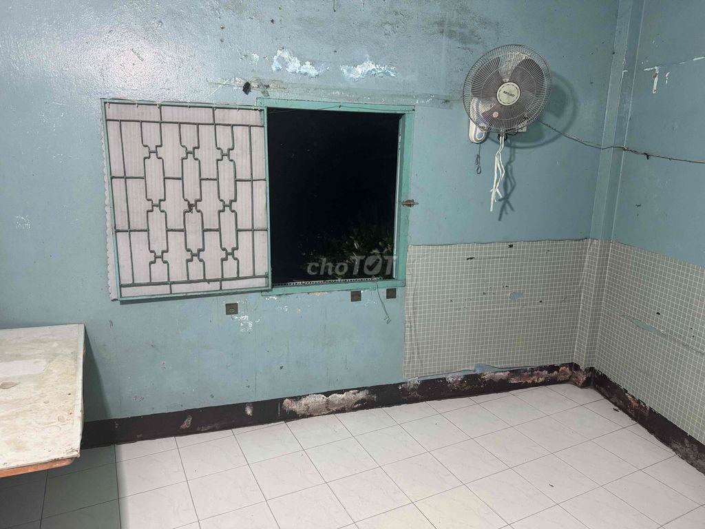 thuê phòng trọ quận 3, có lối đi riêng