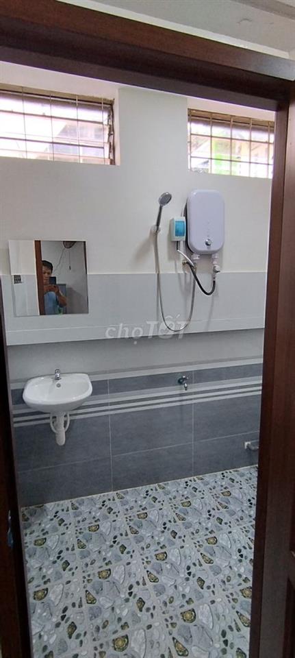Căn hộ dịch vụ trung tâm Quận 3 , khóa vân tay và điện thoại giờ tự do