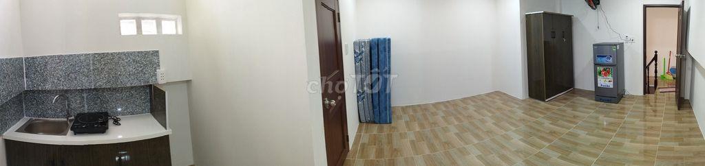 Căn hộ dịch vụ trung tâm Quận 3 , khóa vân tay và điện thoại giờ tự do