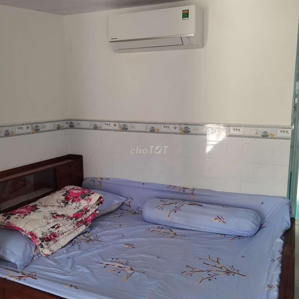 Phòng trọ,  25 m2 trung tâm quận 3 cũ