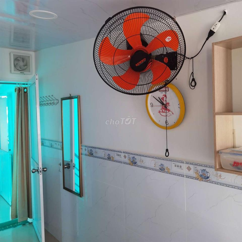 Phòng trọ,  25 m2 trung tâm quận 3 cũ