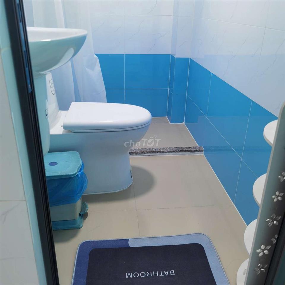 Phòng trọ,  25 m2 trung tâm quận 3 cũ