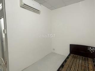 cho thuê phòng full nt . ngay cao thắng quận 3. giáp quận 1