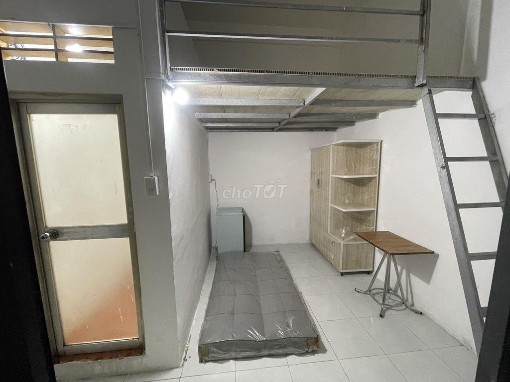 cho thuê phòng full nt . ngay cao thắng quận 3. giáp quận 1