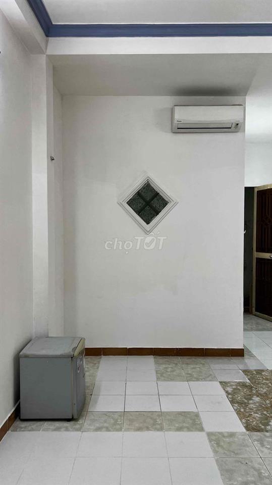Đường Lê Văn sỹ p12q3