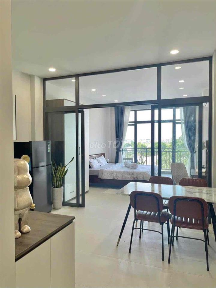 Thuê phòng rộng 40m2_Ban Công_ Full nội thất
