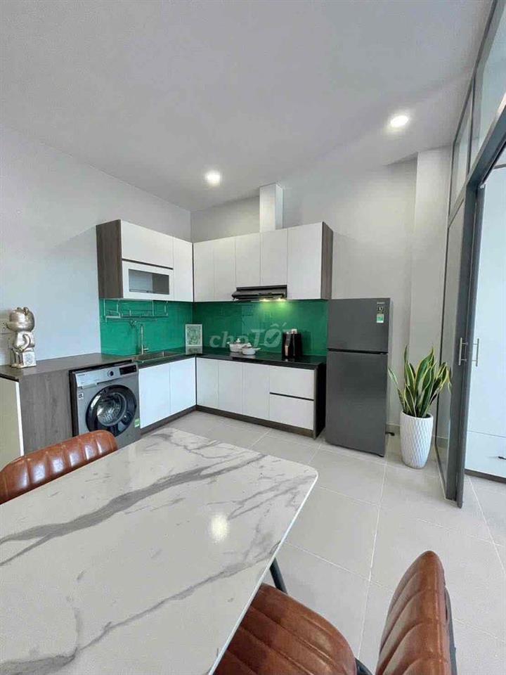 Thuê phòng rộng 40m2_Ban Công_ Full nội thất