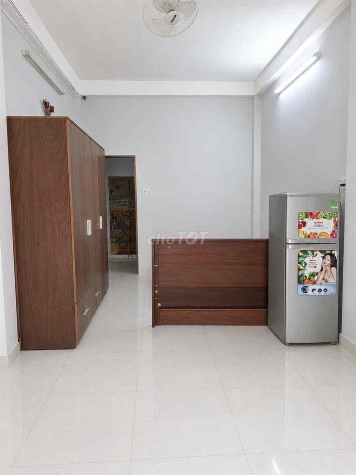 phòng 45m2 đường Nguyễn Đình Chiểu, P1, Q3