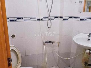 📍Ngay CMT8 , vòng xoay Dân Chủ, Trường sa