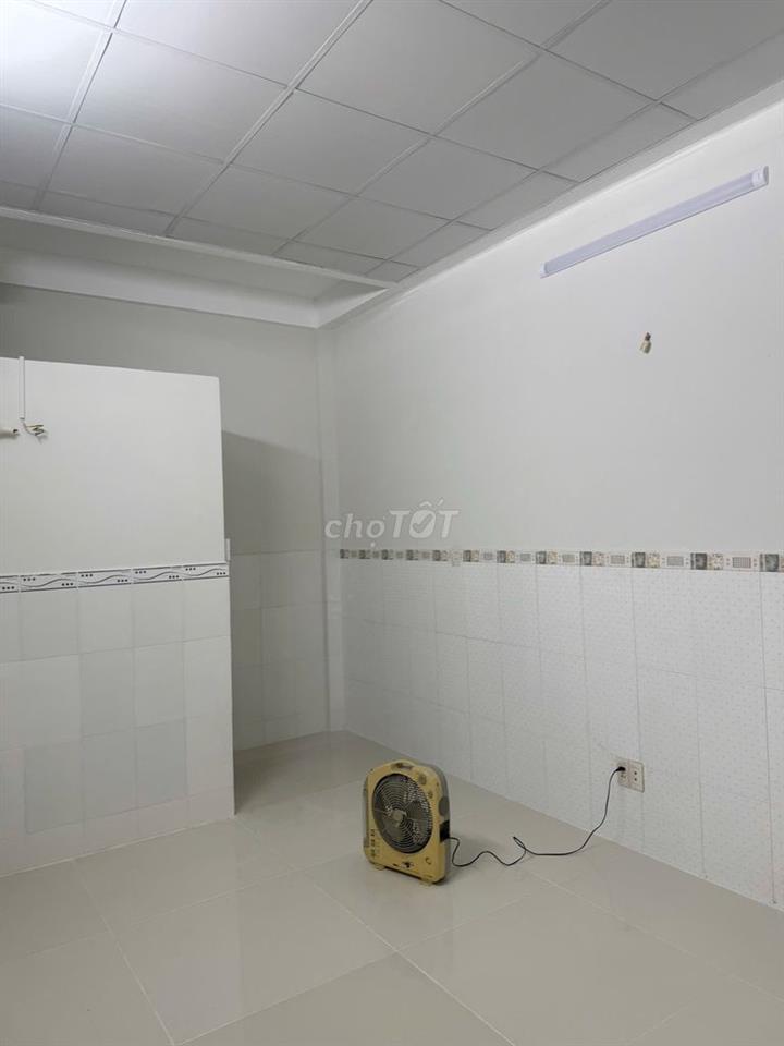 cho thuê phòng trọ  mới sạch sẽ ngay trung tâm quận 3