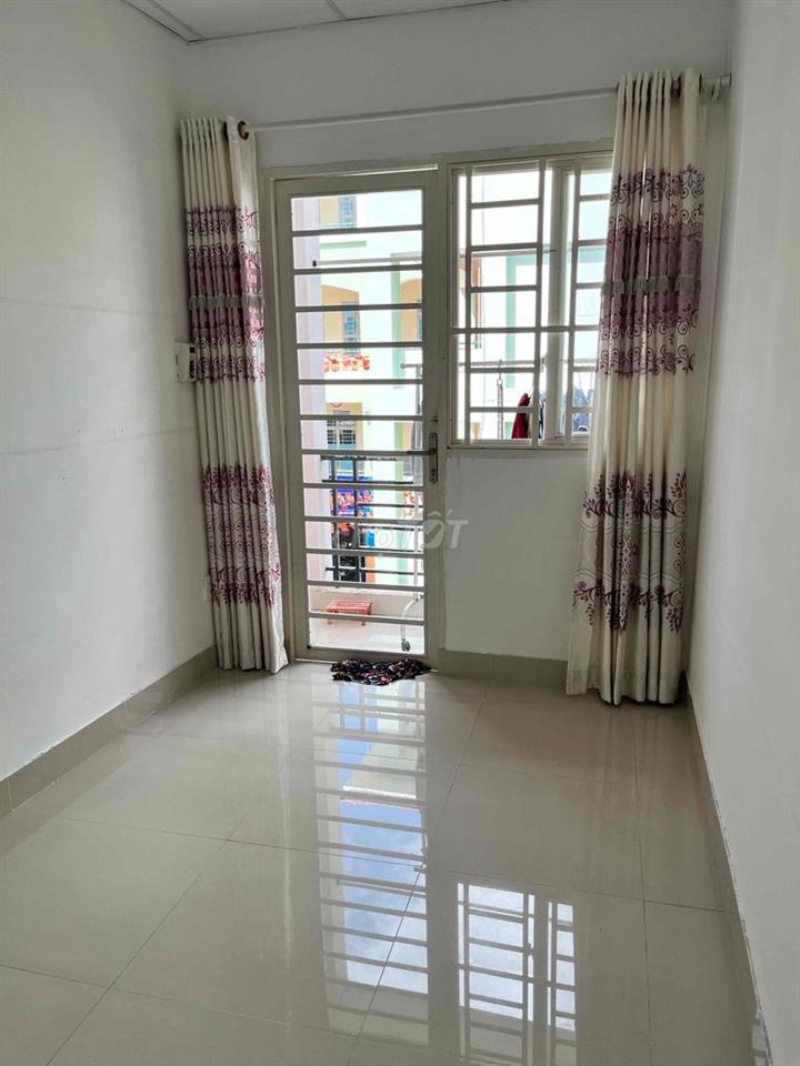 cho  nữ nvvp và sinh viên
