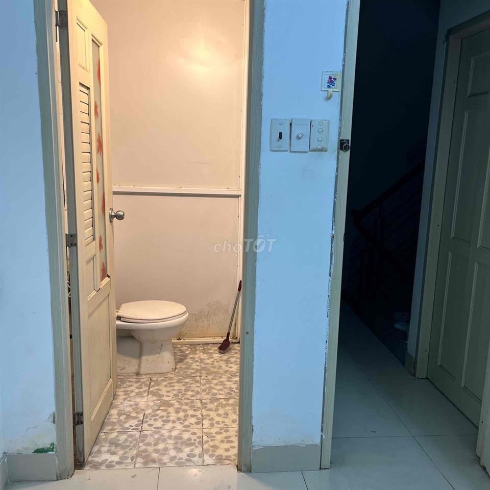 cho nữ nvvp và sinh viên thuê