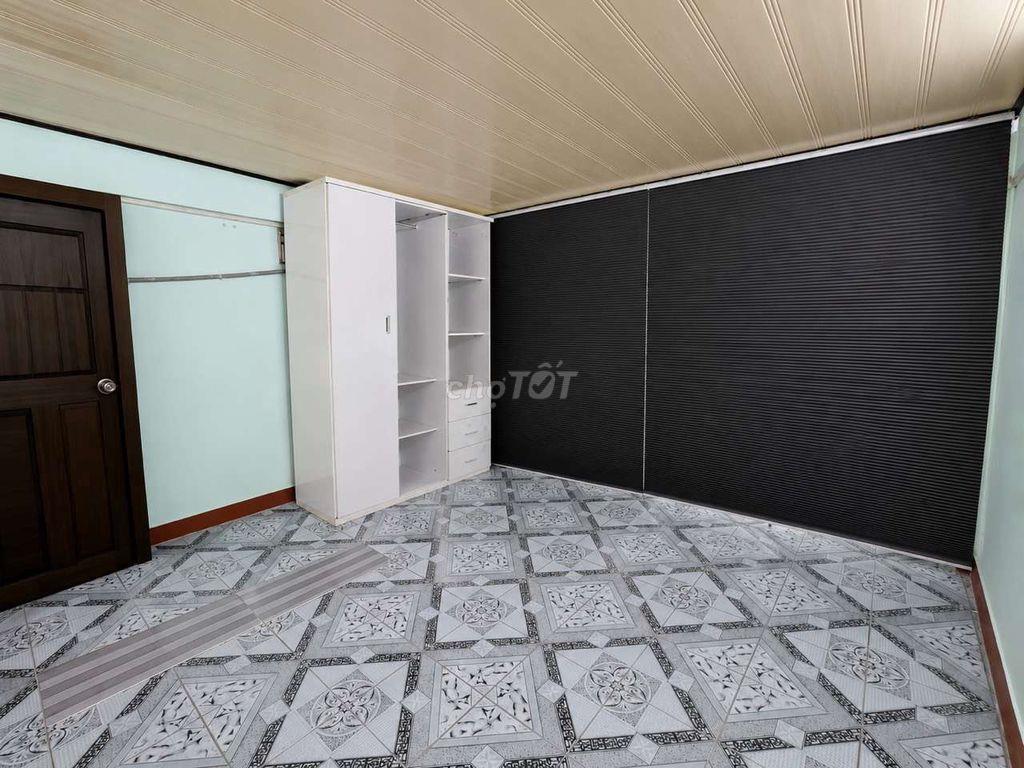 mình có 4 phòng cần cho thuê ở hồ thị kỷ 