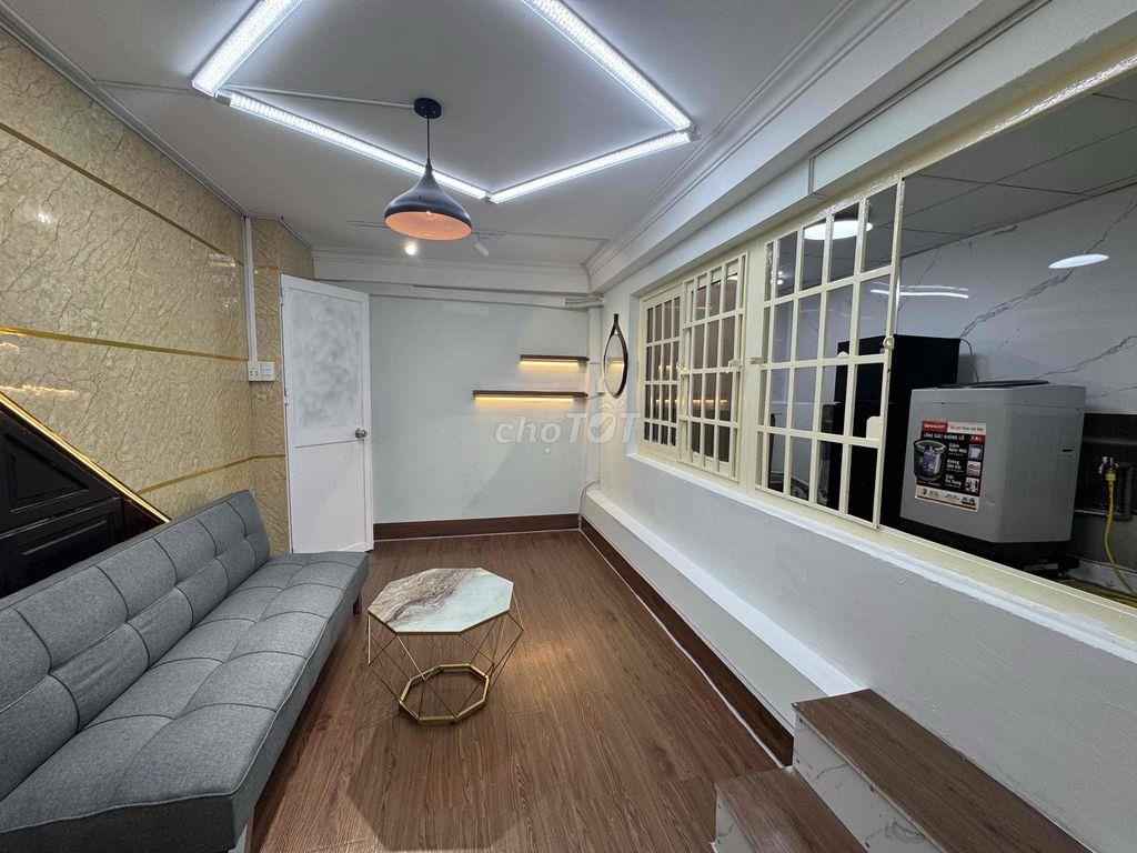 CHÍNH CHỦ CHO THUÊ PHÒNG BAN CÔNG THOÁNG MÁT