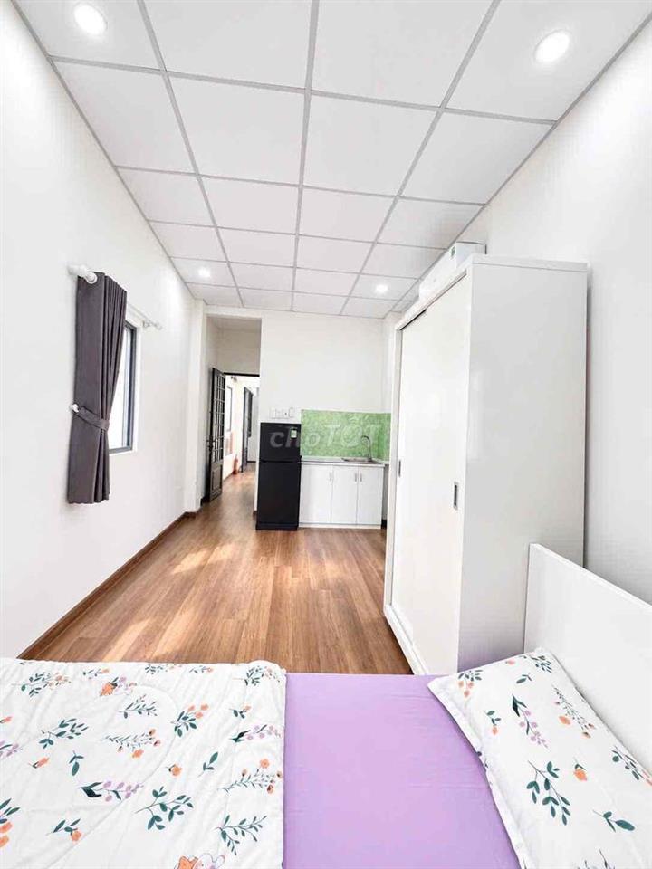 CHÍNH CHỦ CHO THUÊ PHÒNG - CỬA SỔ THOÁNG MÁT- THÁNG 11 TRỐNG