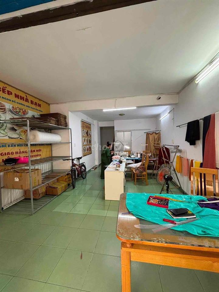 Cho thuê mặt bằng hẻm ô tô 2 chiều Quận 3