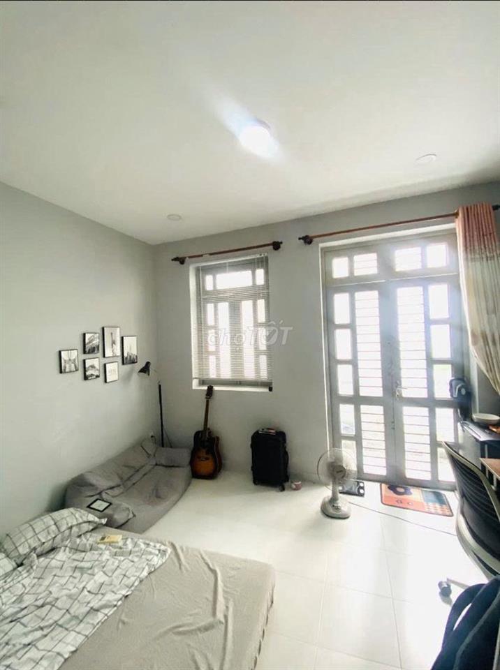 Cho Thuê Phòng Trọ Quận 3 - Gần Bờ Kè Trường Sa