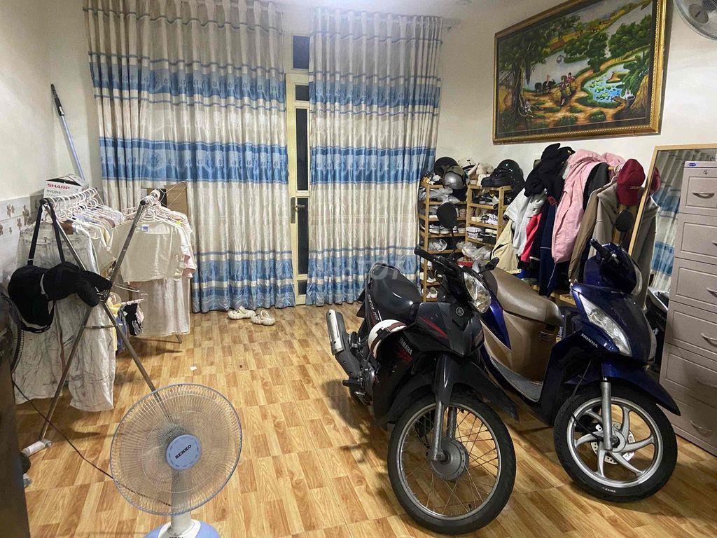 Tìm nữ ở ghép nhà nguyên căn 2 phòng ngủ, nhà tổng 5 người