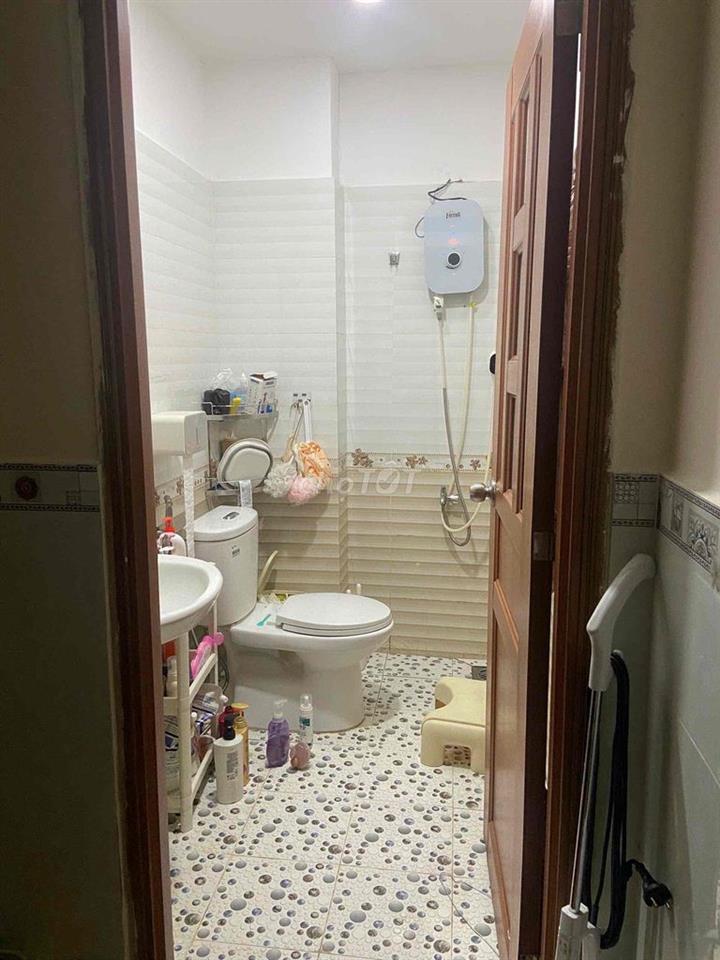 Tìm nữ ở ghép nhà nguyên căn 2 phòng ngủ, nhà tổng 5 người