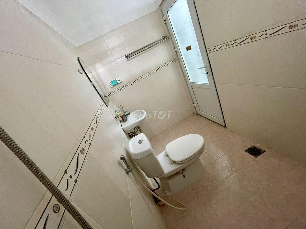 Chính Chủ Vho thuê 01 Phòng trống An Ninh , Sạch Đẹp , GIờ Giấc tự do