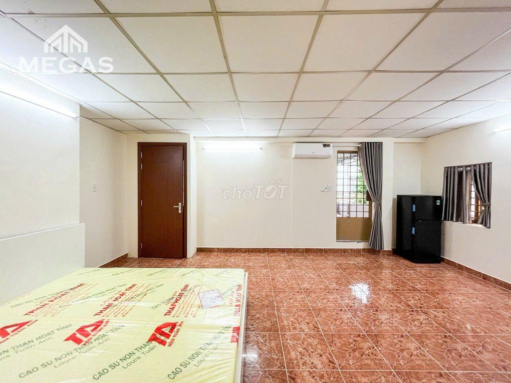TRỌ 30m2 Ban Công - Q3 Cư Xá Đô Thành