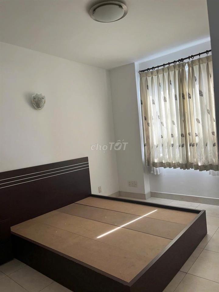 CHO THUÊ 130M2 - 2PN CĂN HỘ CAO CẤP HÙNG VƯƠNG PLAZA 