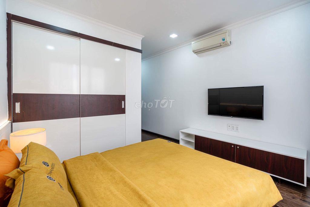 Bán căn hộ 80,6m2 chung cư The Gold View, tầng cao