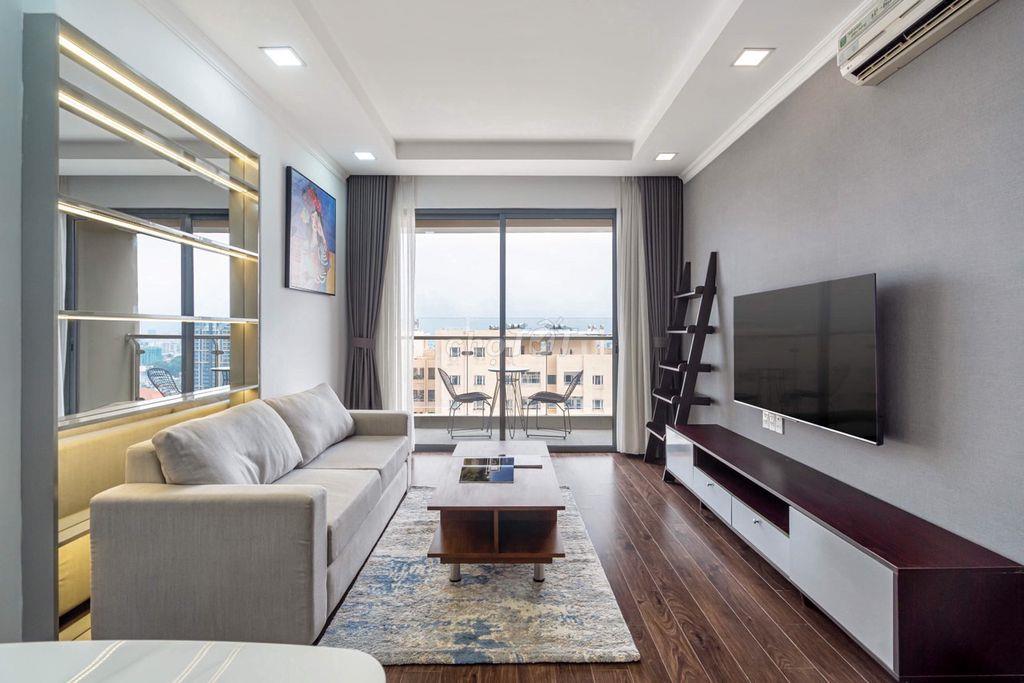 Bán căn hộ 80,6m2 chung cư The Gold View, tầng cao