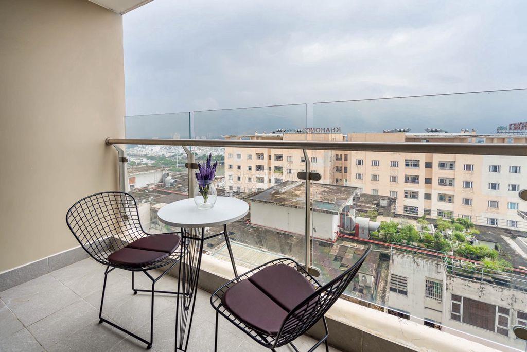 Bán căn hộ 80,6m2 chung cư The Gold View, tầng cao