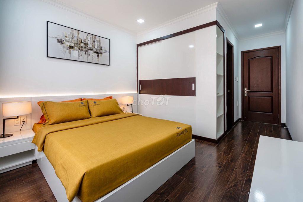 Bán căn hộ 80,6m2 chung cư The Gold View, tầng cao