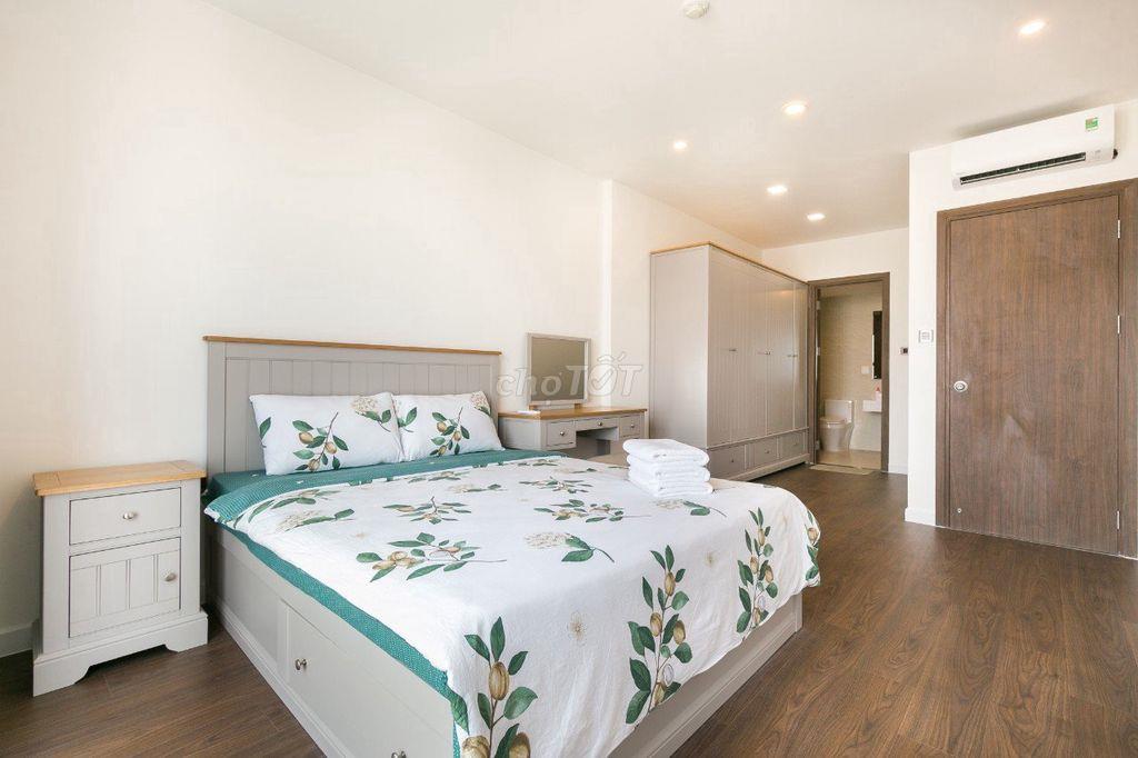 Căn hộ 88m2, 2pn Dự án Saigon Royal - Quận 4