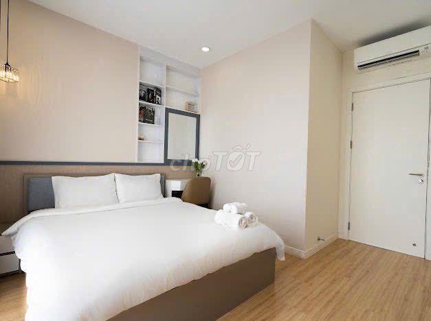 Cho thuê căn hộ chung cư Millennium, nội thất cao cấp, view đẹp