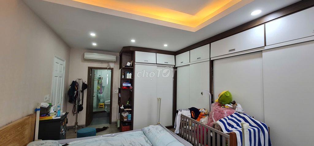 CĂN HỘ 131M2, 3PN, CHUNG CƯ CAO ỐC H2, QUẬN 4