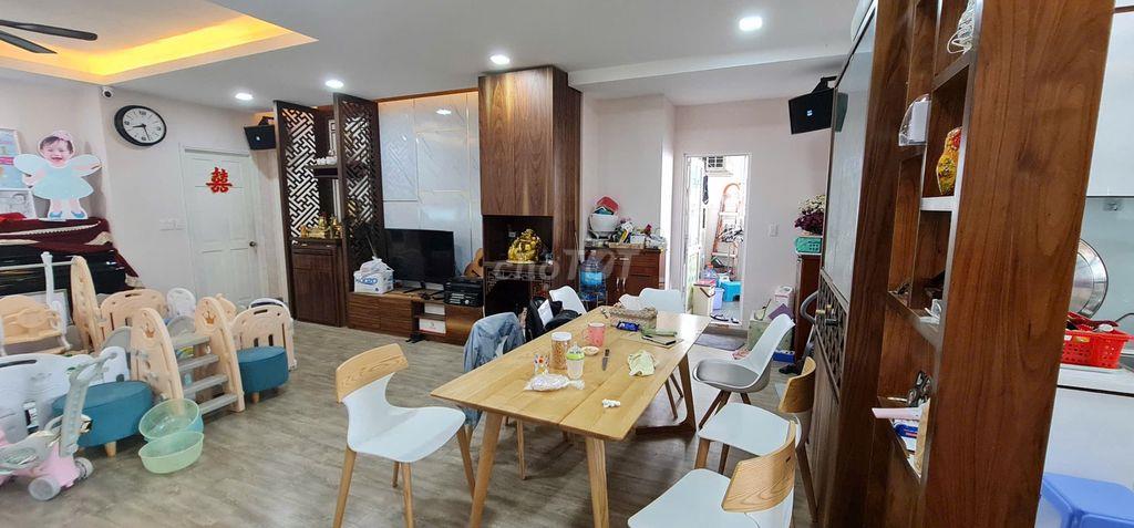 CĂN HỘ 131M2, 3PN, CHUNG CƯ CAO ỐC H2, QUẬN 4