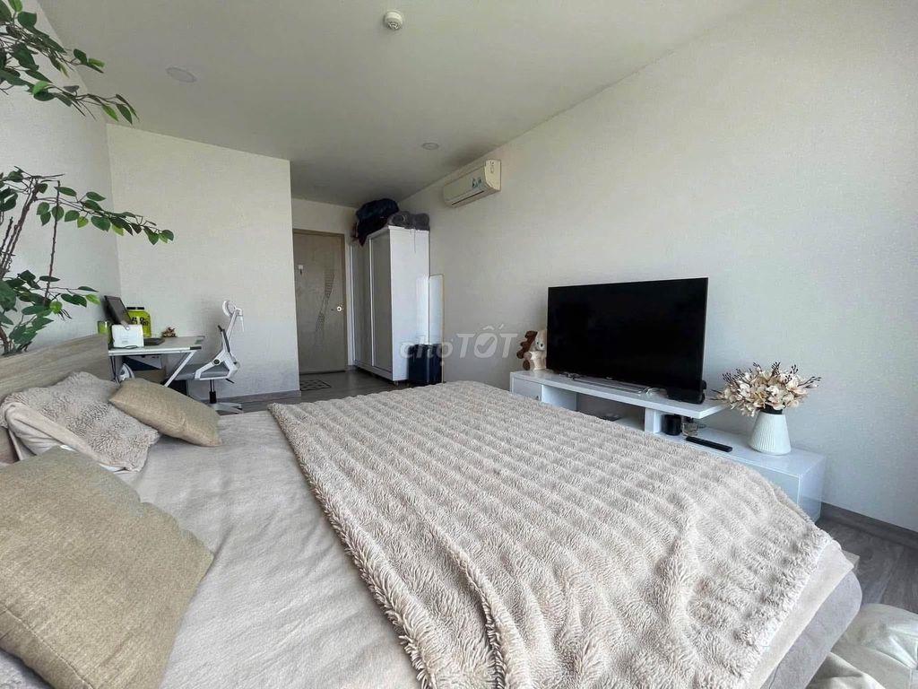 Căn góc 102m2 view xem Pháo Hoa, 3pn nội thất cao cấp
