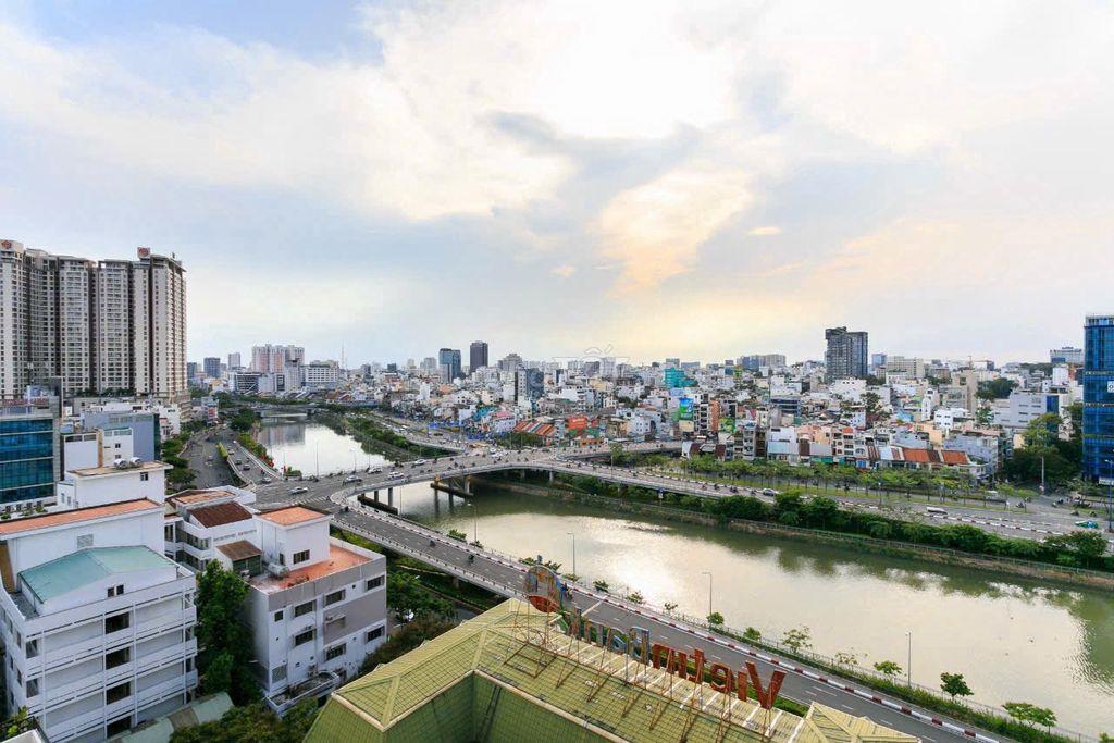 CHO THUÊ 3PN ICON 56 QUẬN 4 – 92M² – 28TR/THÁNG