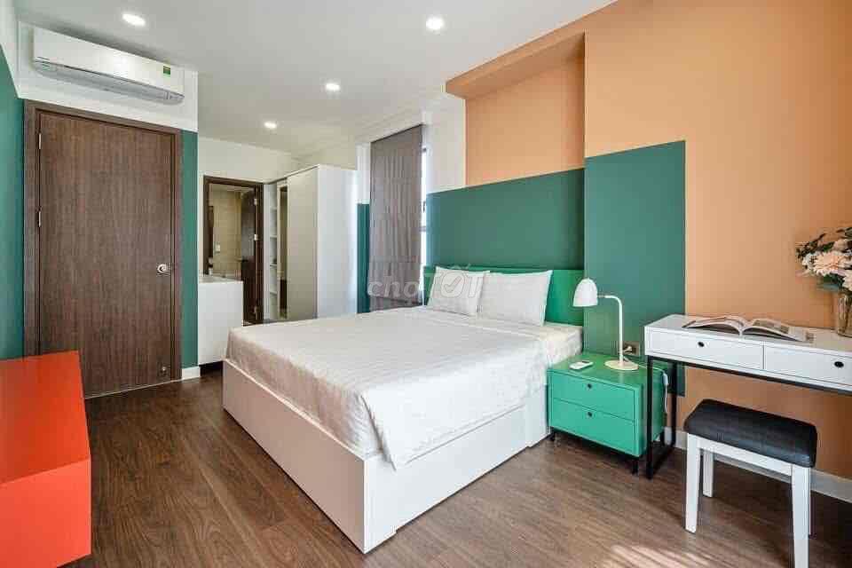 CHO THUÊ CHUNG CƯ 2PN - 2WC || 81m2 SAIGON ROYAL Quận 4